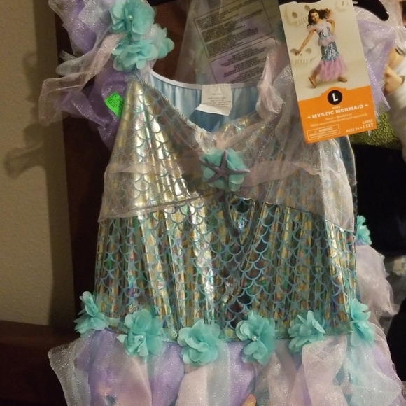 Mystic Mermaid Costume - Picture 2 of 5